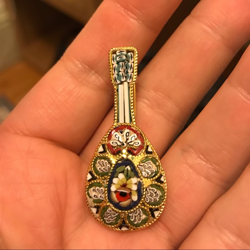 Micromosaic guitar pin